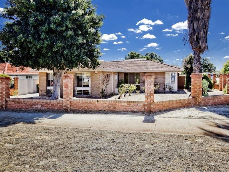 31 Broadway, Embleton WA 6062