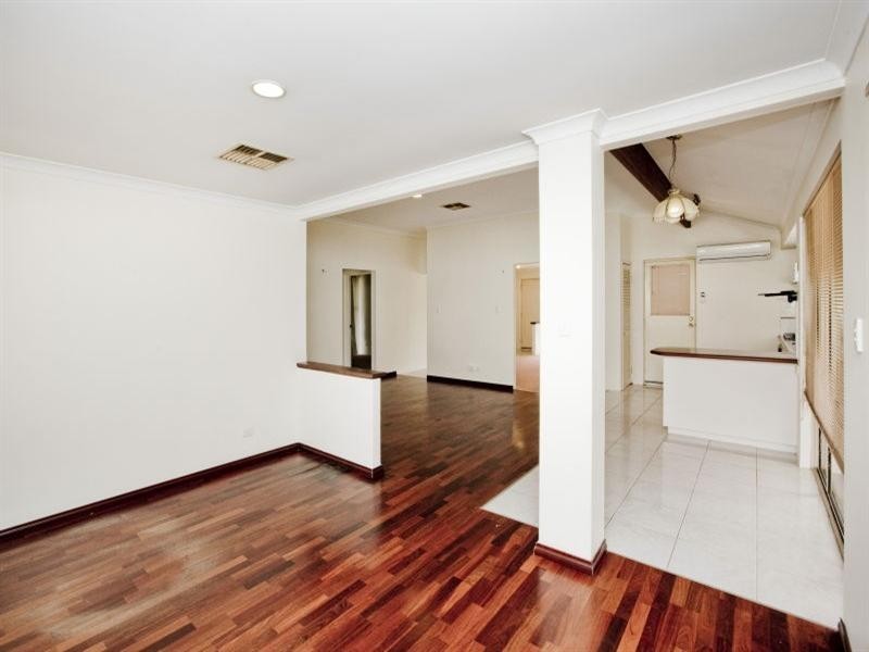 30 Hamelin Drive, Ballajura WA 6066