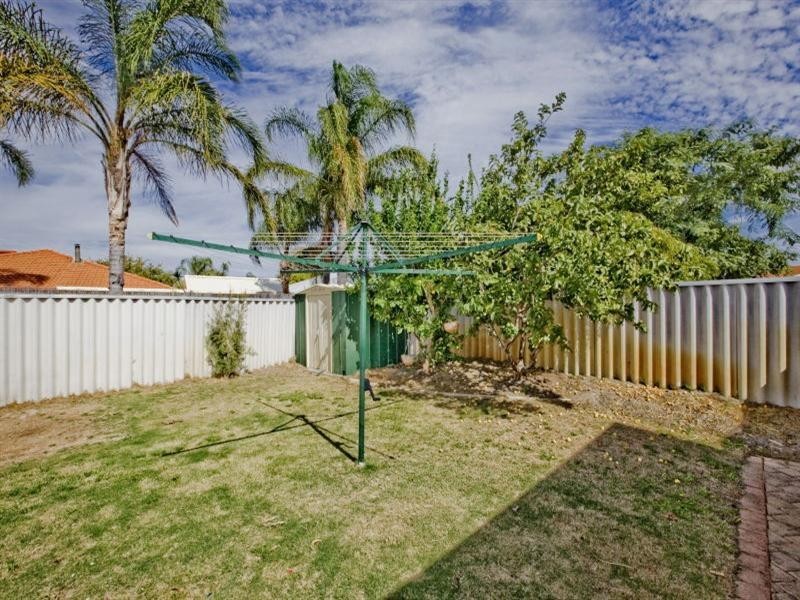 30 Hamelin Drive, Ballajura WA 6066