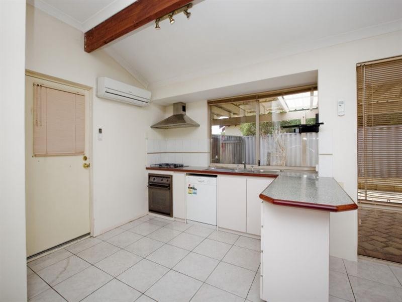 30 Hamelin Drive, Ballajura WA 6066