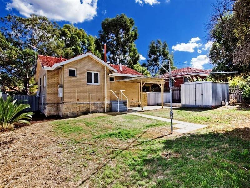 56 Casserley Avenue, Girrawheen WA 6064