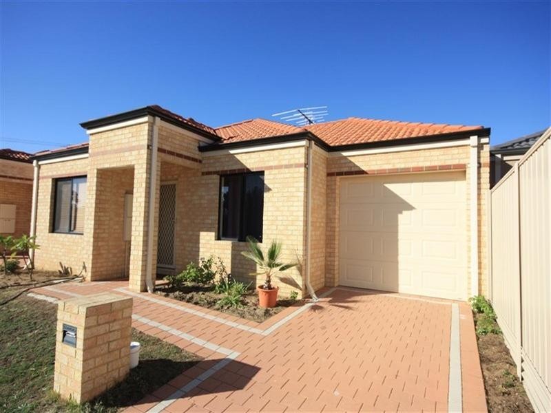 8A Poynings Street, Westminster WA 6061