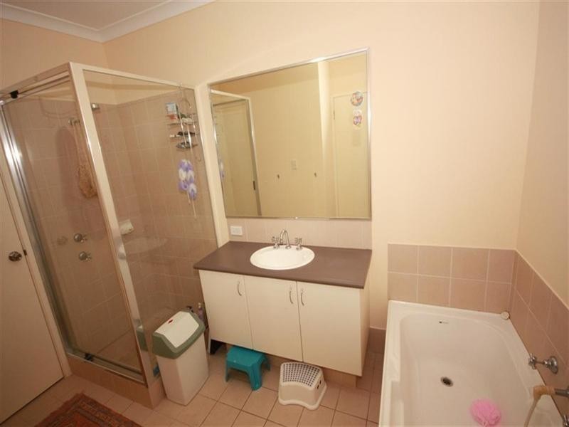 8A Poynings Street, Westminster WA 6061