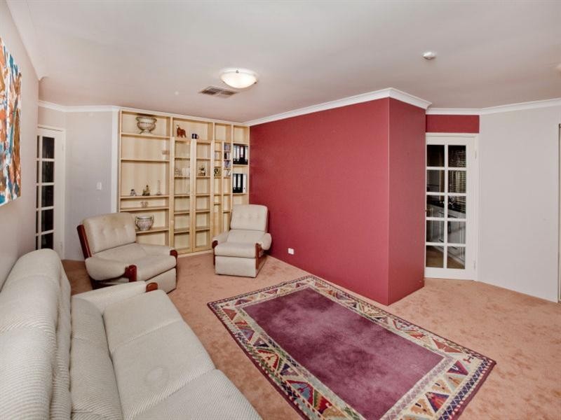 86 Ida Street, Eden Hill WA 6054