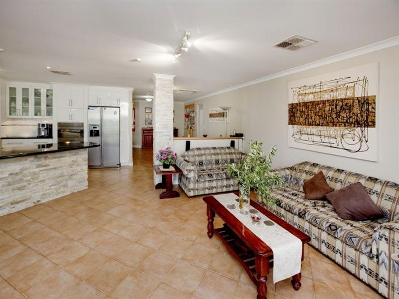 86 Ida Street, Eden Hill WA 6054