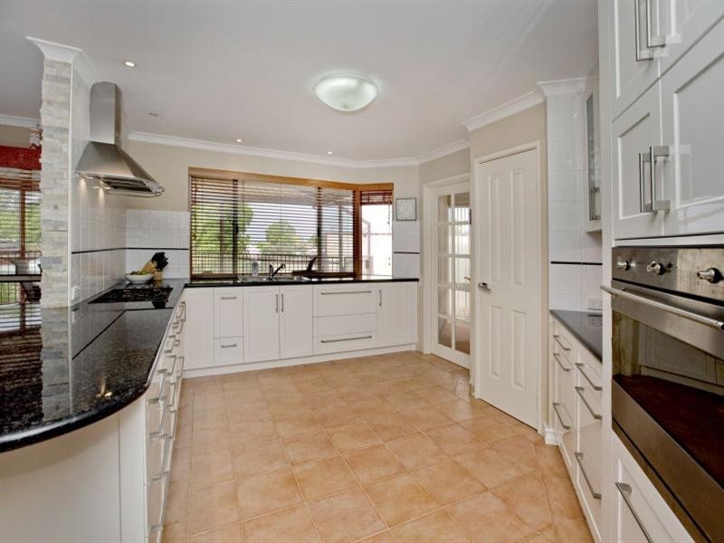 86 Ida Street, Eden Hill WA 6054