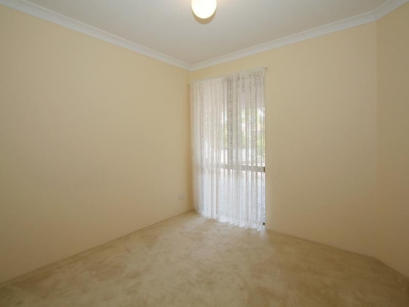 18 Woodleigh Gardens, Ballajura WA 6066