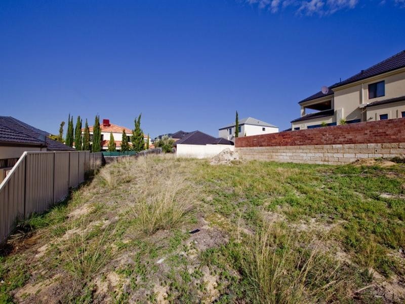 17 Cherrywood Avenue, Dianella WA 6059