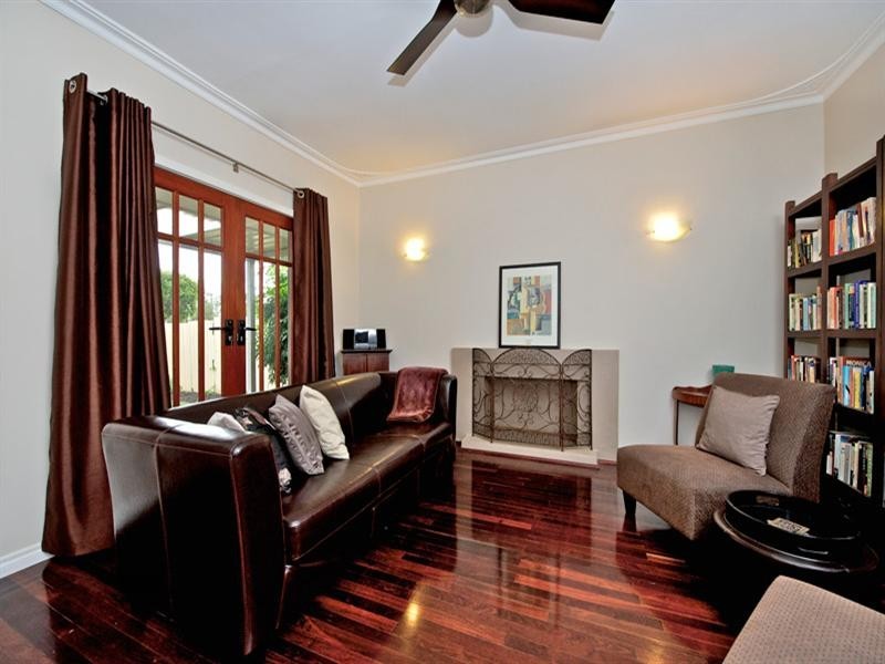 382a Coode Street, Dianella WA 6059