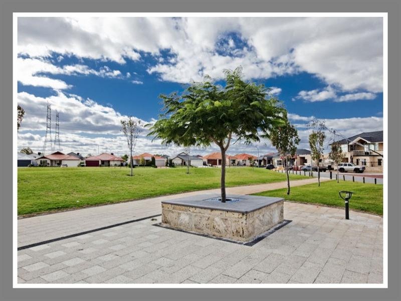 8 Cottontree Lane, Beechboro WA 6063