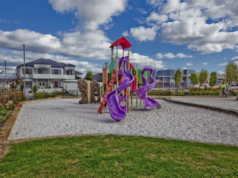 8 Cottontree Lane, Beechboro WA 6063