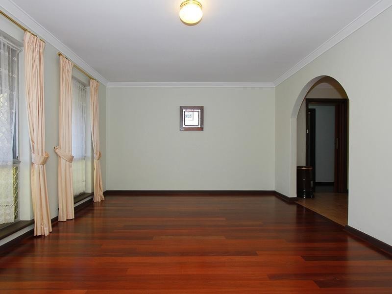 90 Leeds Street, Dianella WA 6059