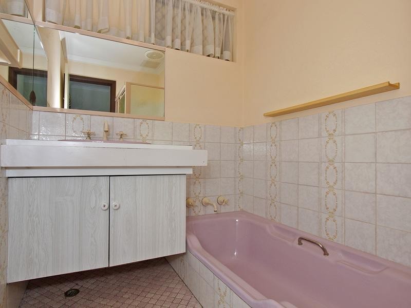 90 Leeds Street, Dianella WA 6059