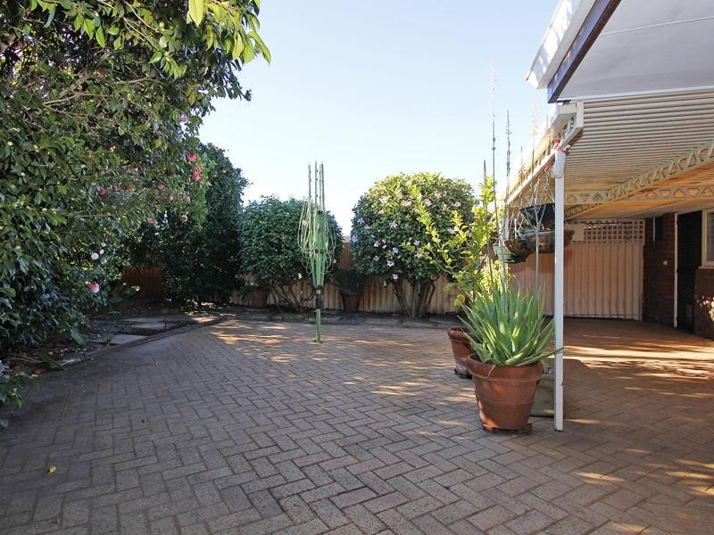 90 Leeds Street, Dianella WA 6059
