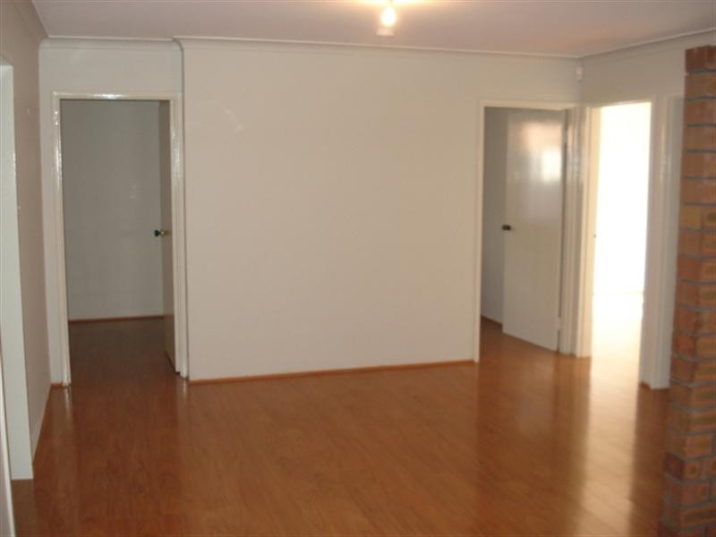 5 Gloves Place, Beechboro WA 6063