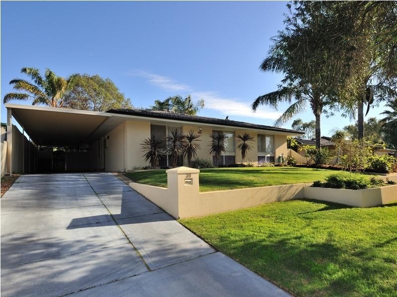 39 Maguire Avenue, Beechboro WA 6063