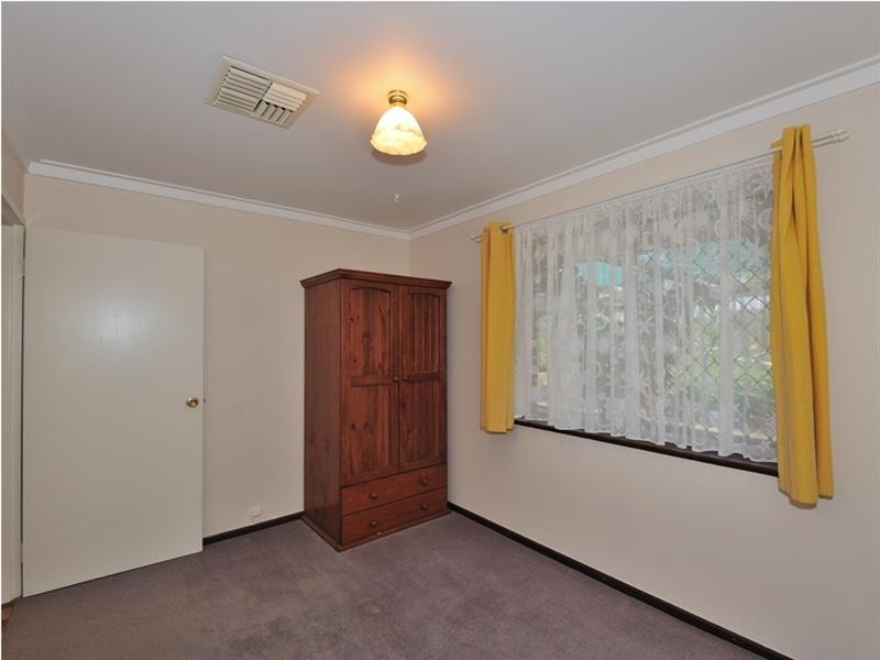 39 Maguire Avenue, Beechboro WA 6063