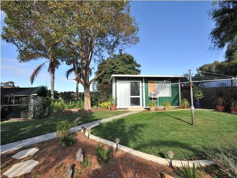 39 Maguire Avenue, Beechboro WA 6063