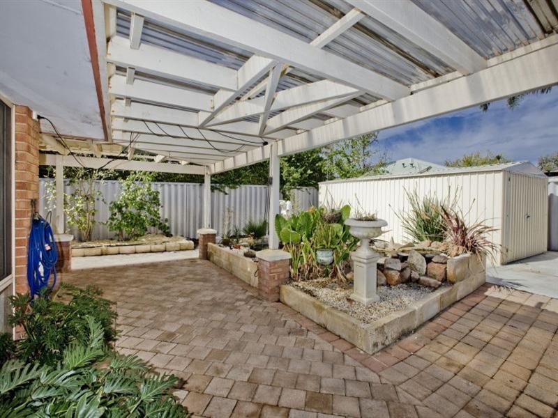 30 Hamelin Drive, Ballajura WA 6066