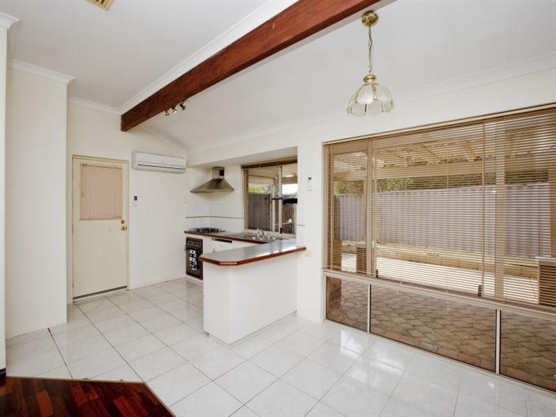 30 Hamelin Drive, Ballajura WA 6066