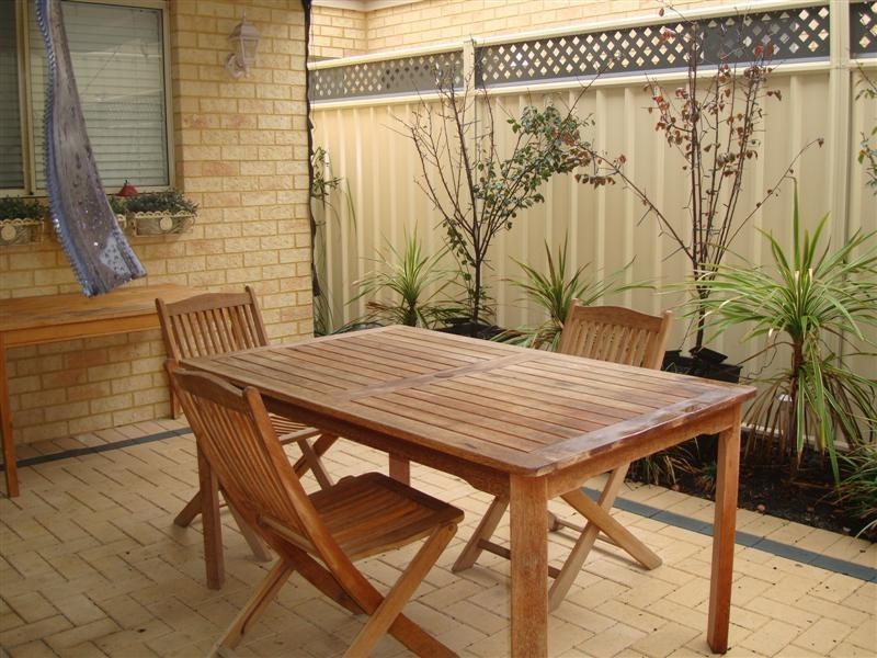 10 Almurta Street, Nollamara WA 6061