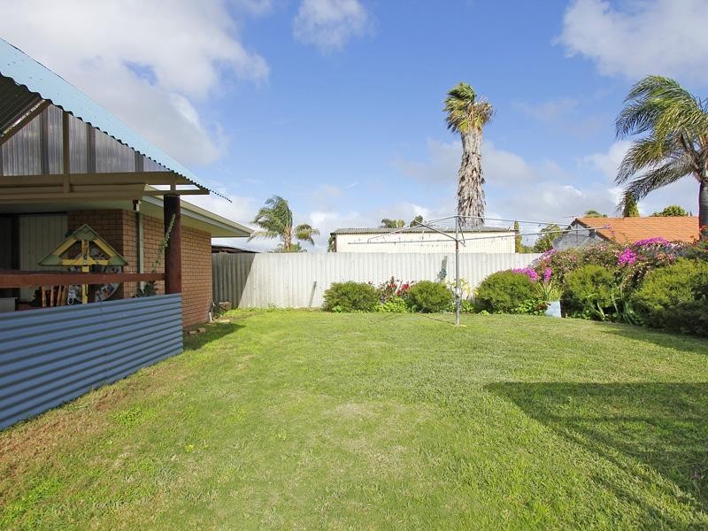7 Guy Court, Beechboro WA 6063