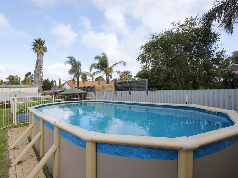 7 Guy Court, Beechboro WA 6063