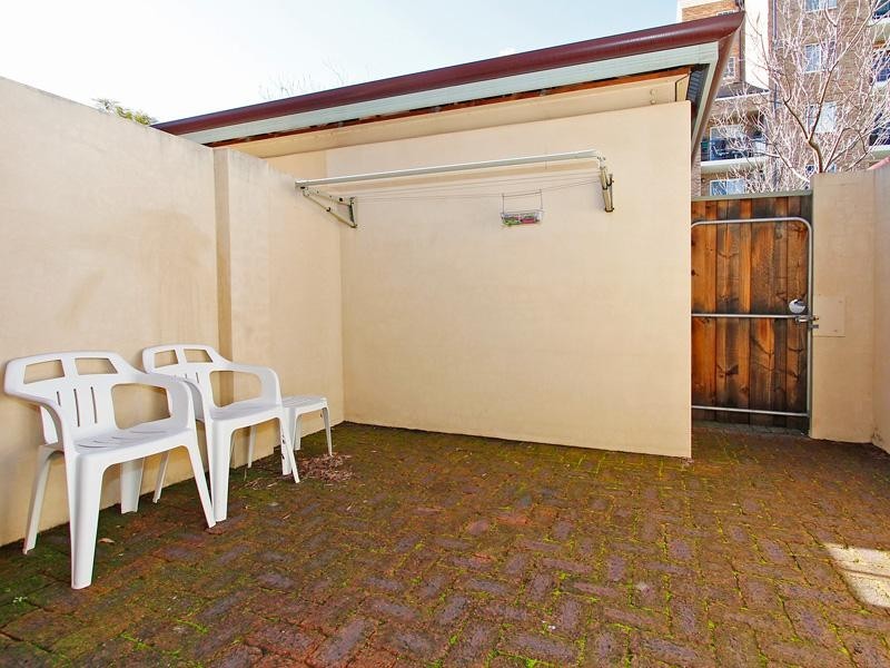 4 Little Shenton Lane, Northbridge WA 6003