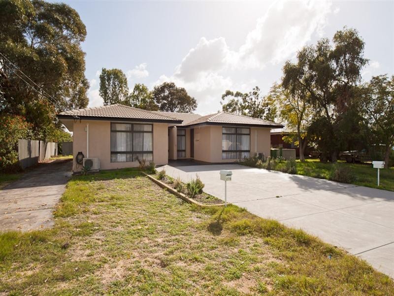 27A Temby Street, Beckenham WA 6107