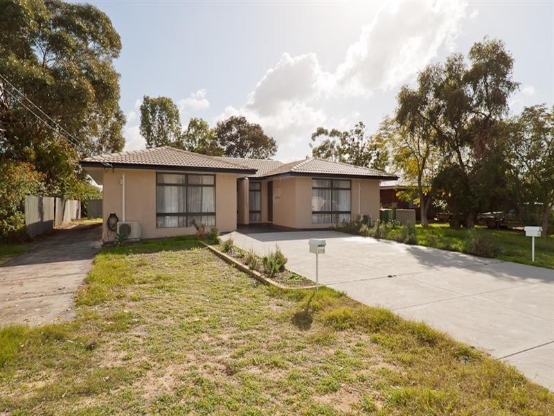 27B Temby Street, Beckenham WA 6107