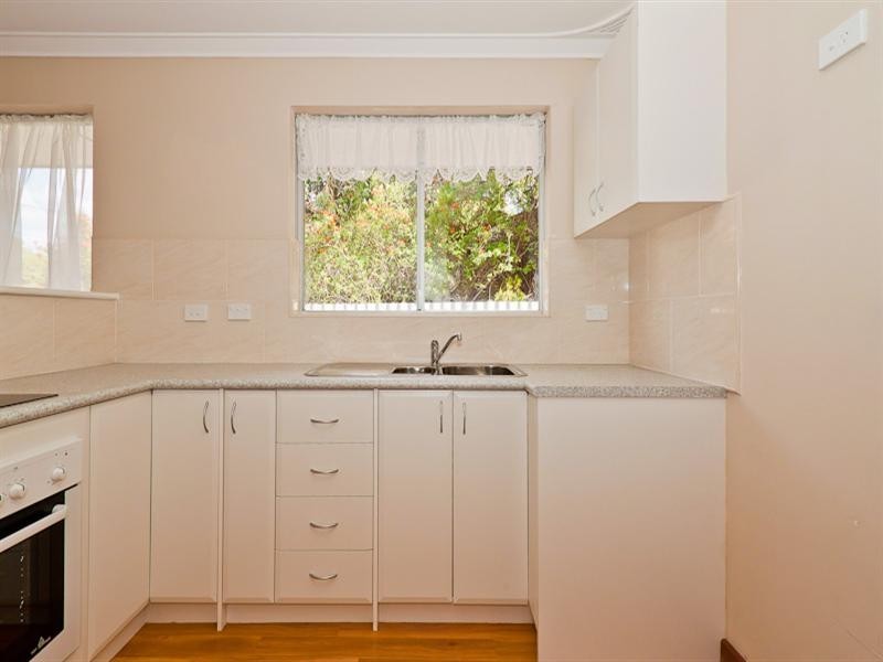 27B Temby Street, Beckenham WA 6107