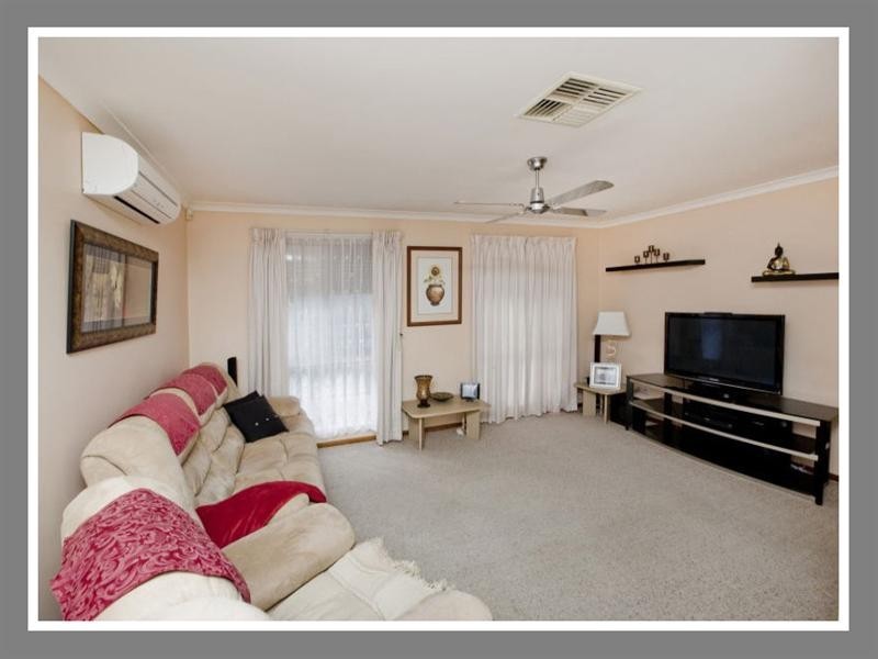 84B Naunton Way, Eden Hill WA 6054