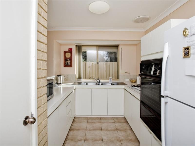 84B Naunton Way, Eden Hill WA 6054