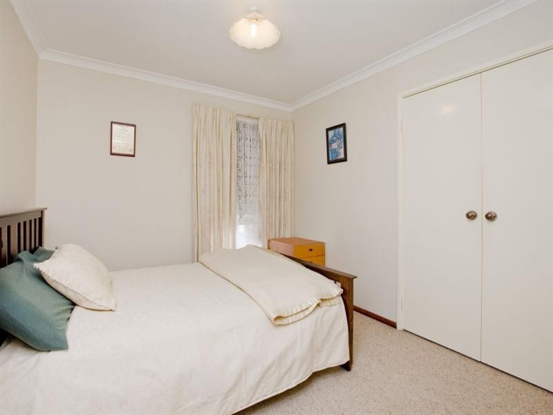 84B Naunton Way, Eden Hill WA 6054