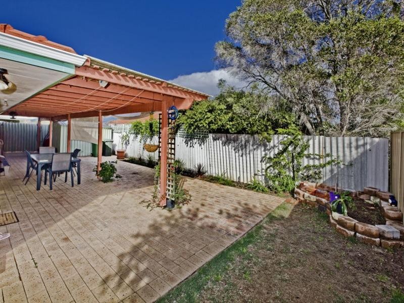 84B Naunton Way, Eden Hill WA 6054