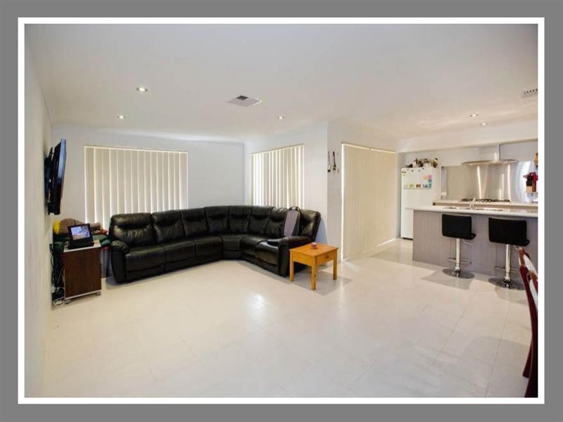 53 Redington Drive, Butler WA 6036