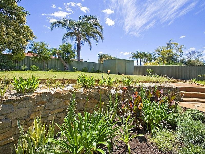 71 Grey Street, Bayswater WA 6053