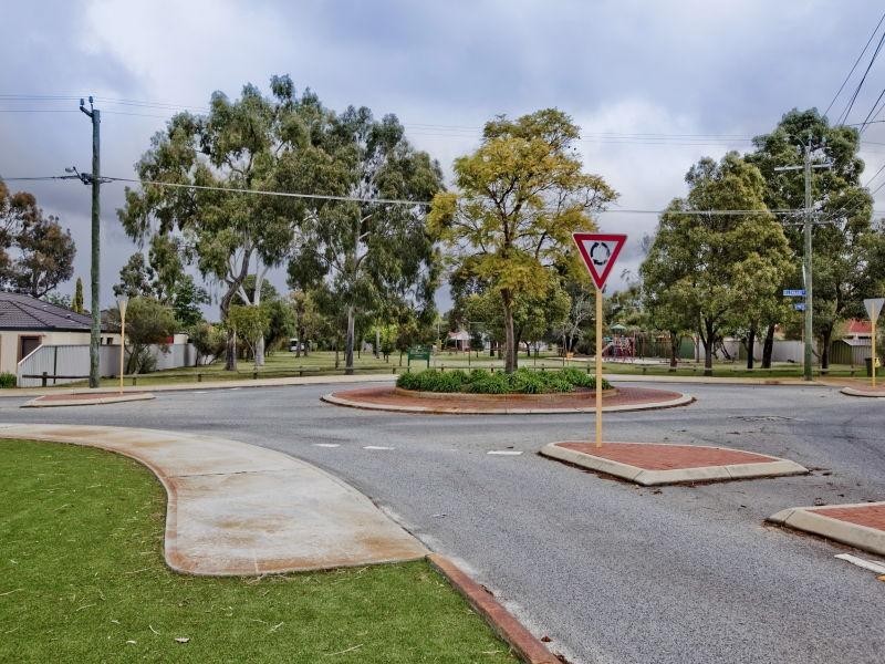 4 Printer Street, Dianella WA 6059