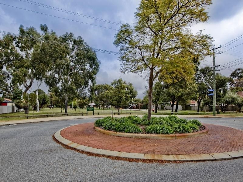 4 Printer Street, Dianella WA 6059