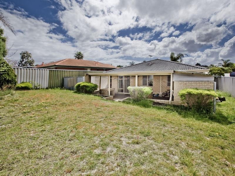 5 Dusky Lane, Mirrabooka WA 6061