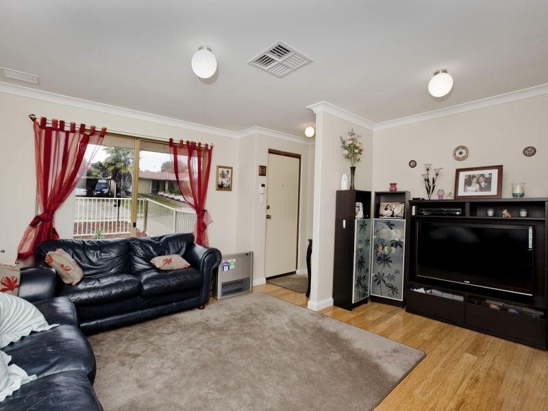 33 Wintersweet Ramble, Mirrabooka WA 6061