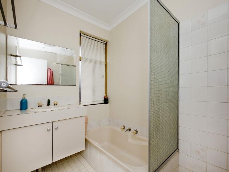 33 Wintersweet Ramble, Mirrabooka WA 6061