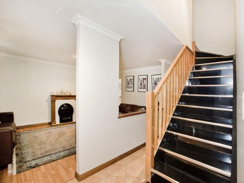 31 Whimbrel Parade, Beechboro WA 6063