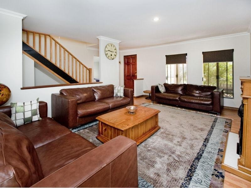 31 Whimbrel Parade, Beechboro WA 6063