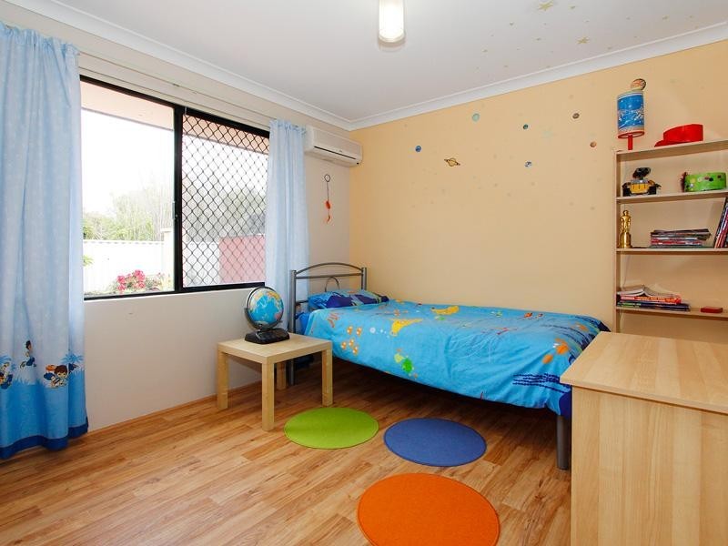 33 Hillwater Prom, Beechboro WA 6063