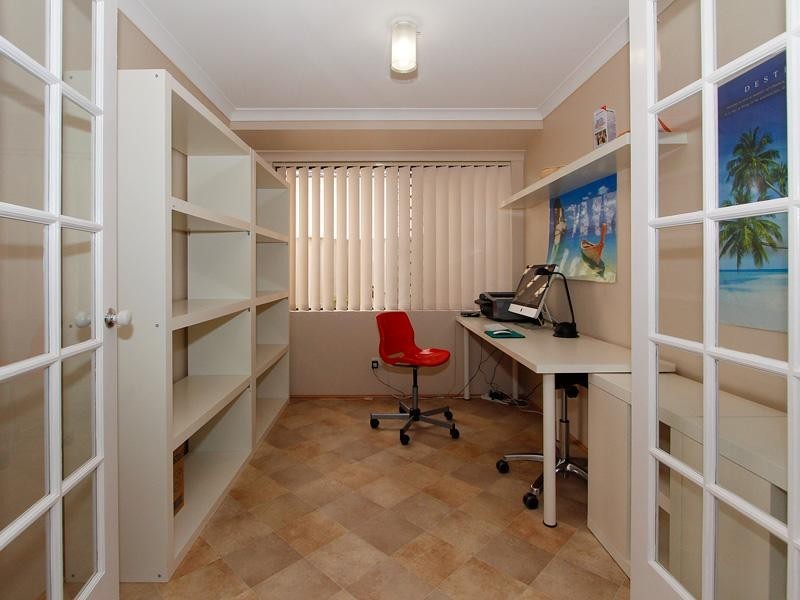 33 Hillwater Prom, Beechboro WA 6063