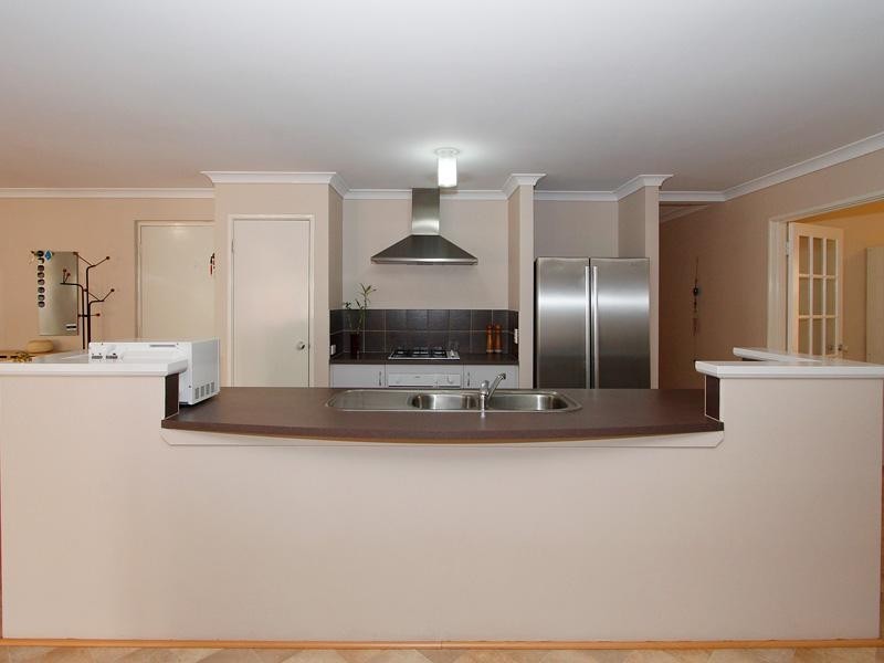 33 Hillwater Prom, Beechboro WA 6063