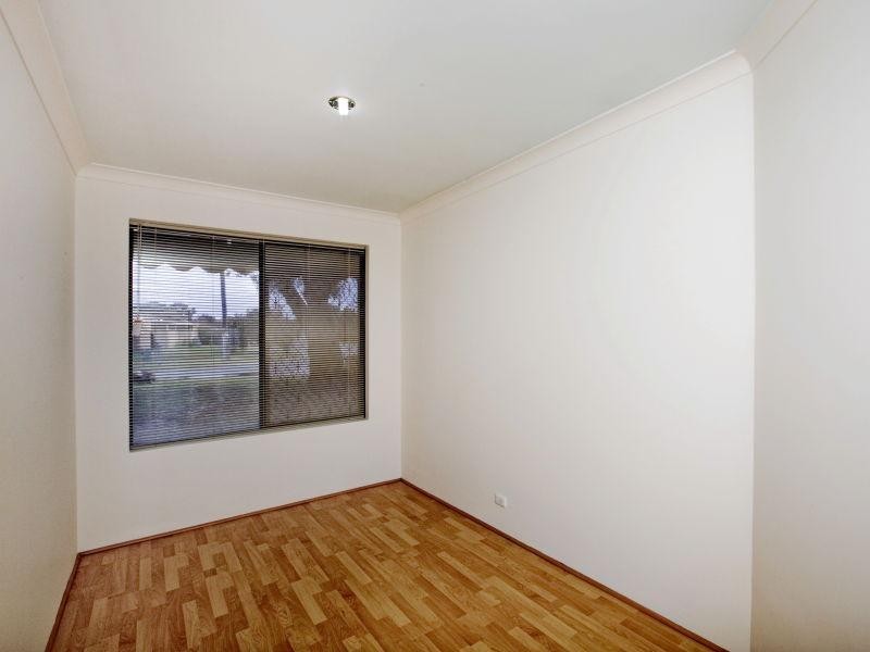 20 Yenisey Crescent, Beechboro WA 6063