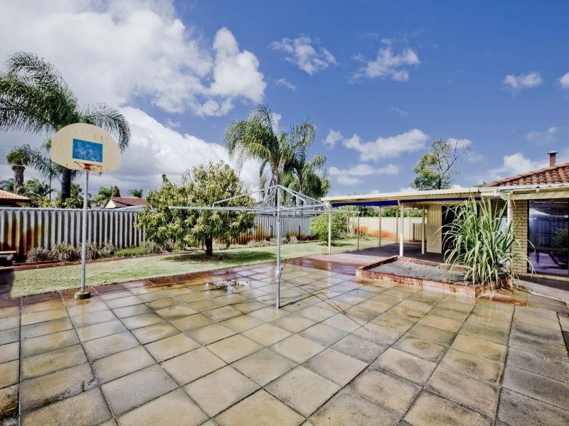 20 Yenisey Crescent, Beechboro WA 6063