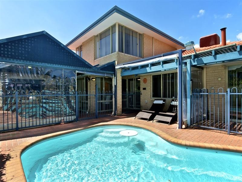 7 Cherrywood Avenue, Dianella WA 6059